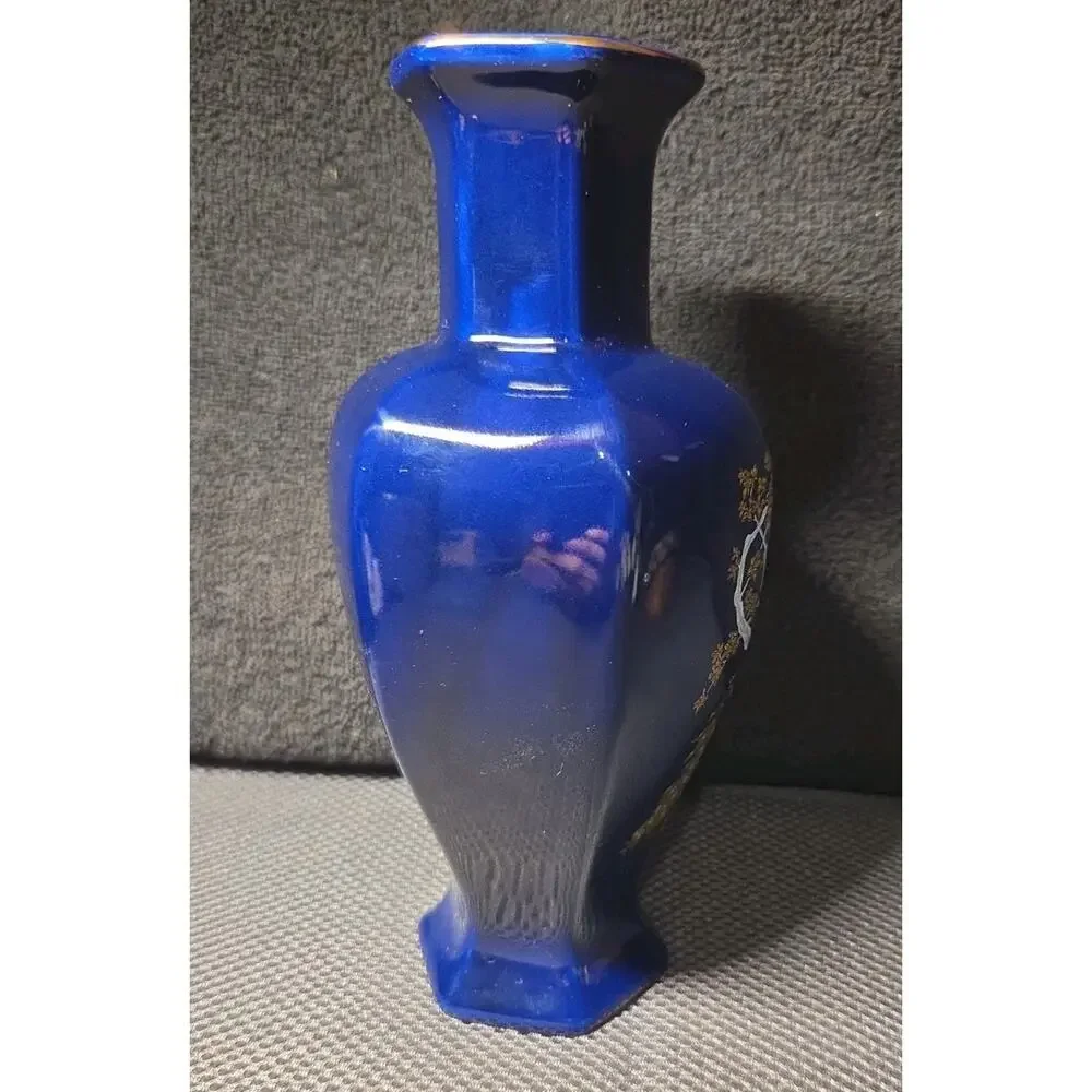 vintage Japanese cobalt blue porcelain vase gold peacock floral motif. 8
